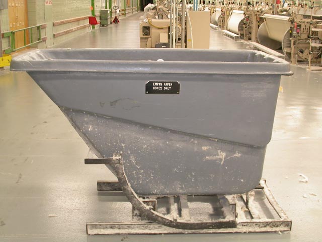 rubbermaid dump bin