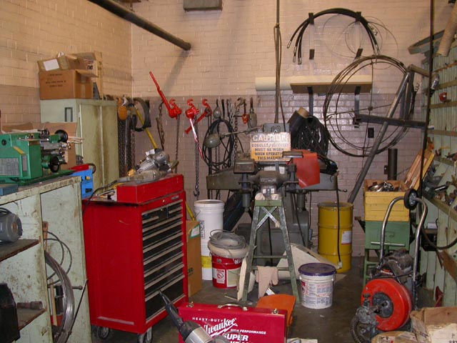 tool room center