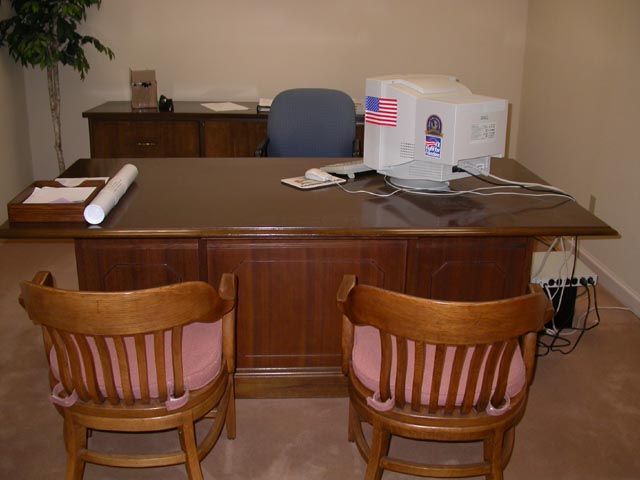 truck terminal desk 4