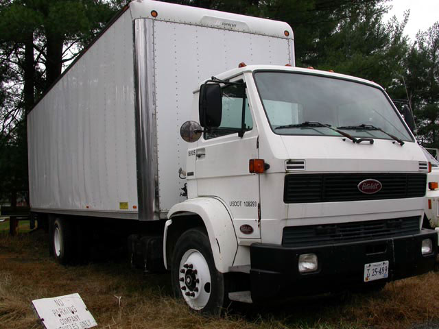 1994 peter bilt 28 ft trailor