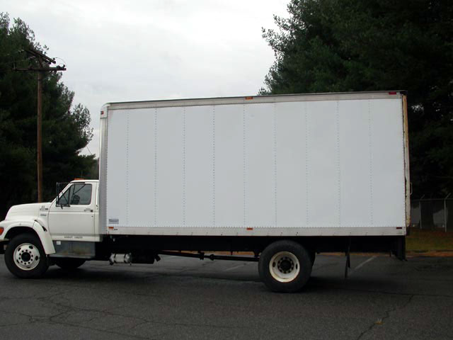1997 ford truck 20 ft bobtail 