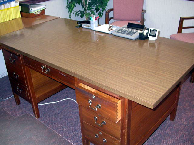 desk 2